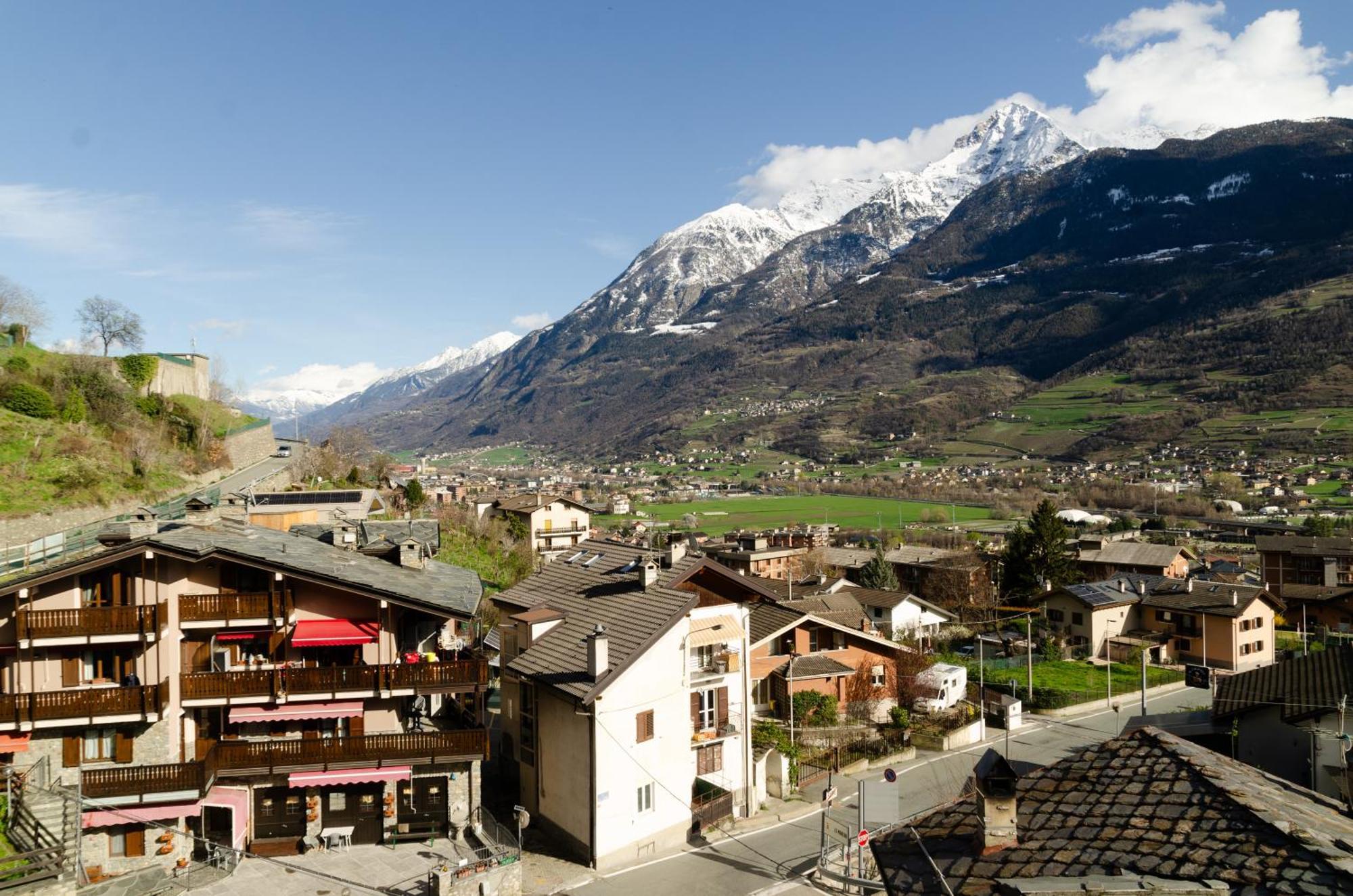 La Casa Degli Aromi - Vista Montagna E Relax Vila Aosta Exterior foto